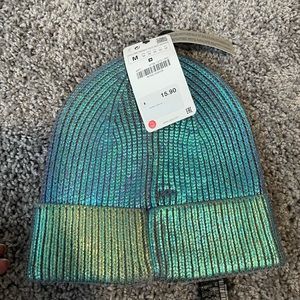 Zara beanie